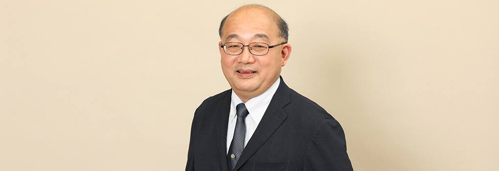 秋山 隆