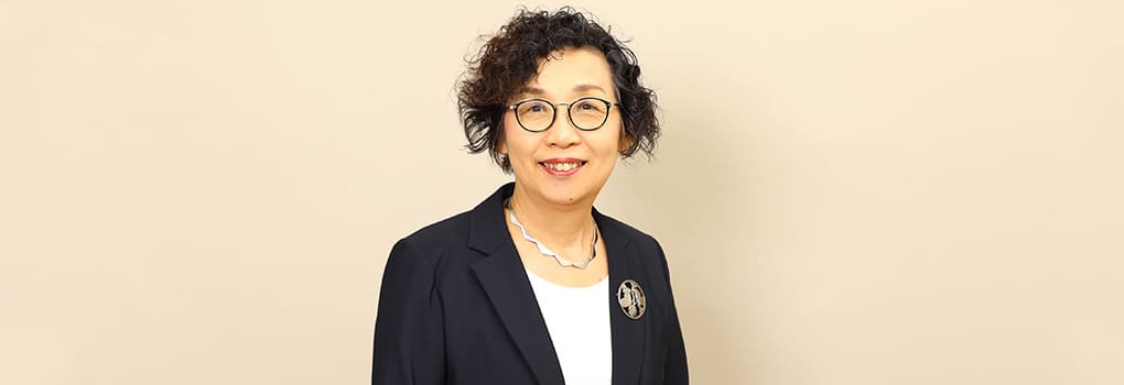 松岡 洋子